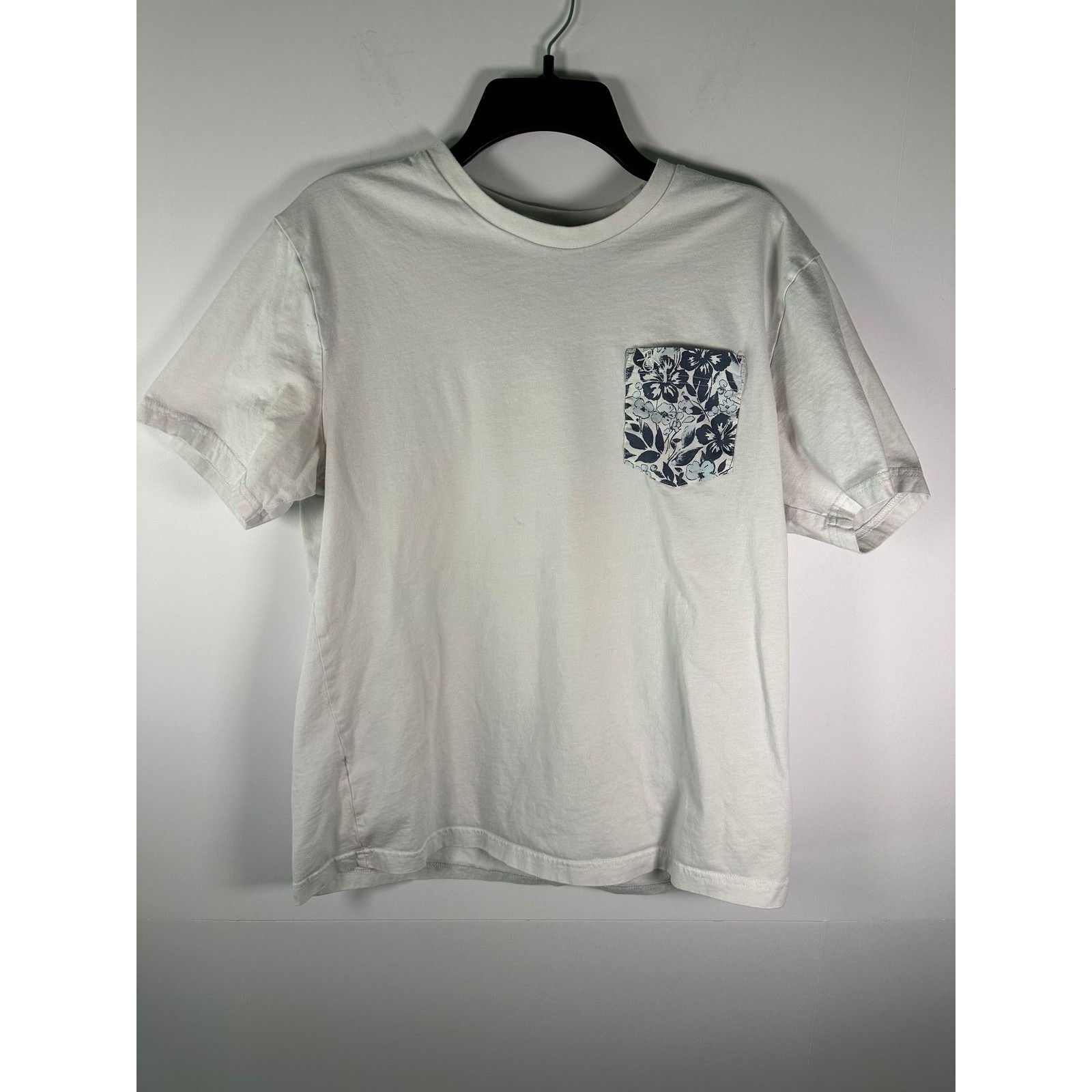 Original Penguin T-Shirt Mens L Pocket Floral Chest Print White Short Sleeve